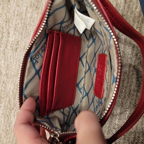 CoLab Wristlet - Picture 5 of 5